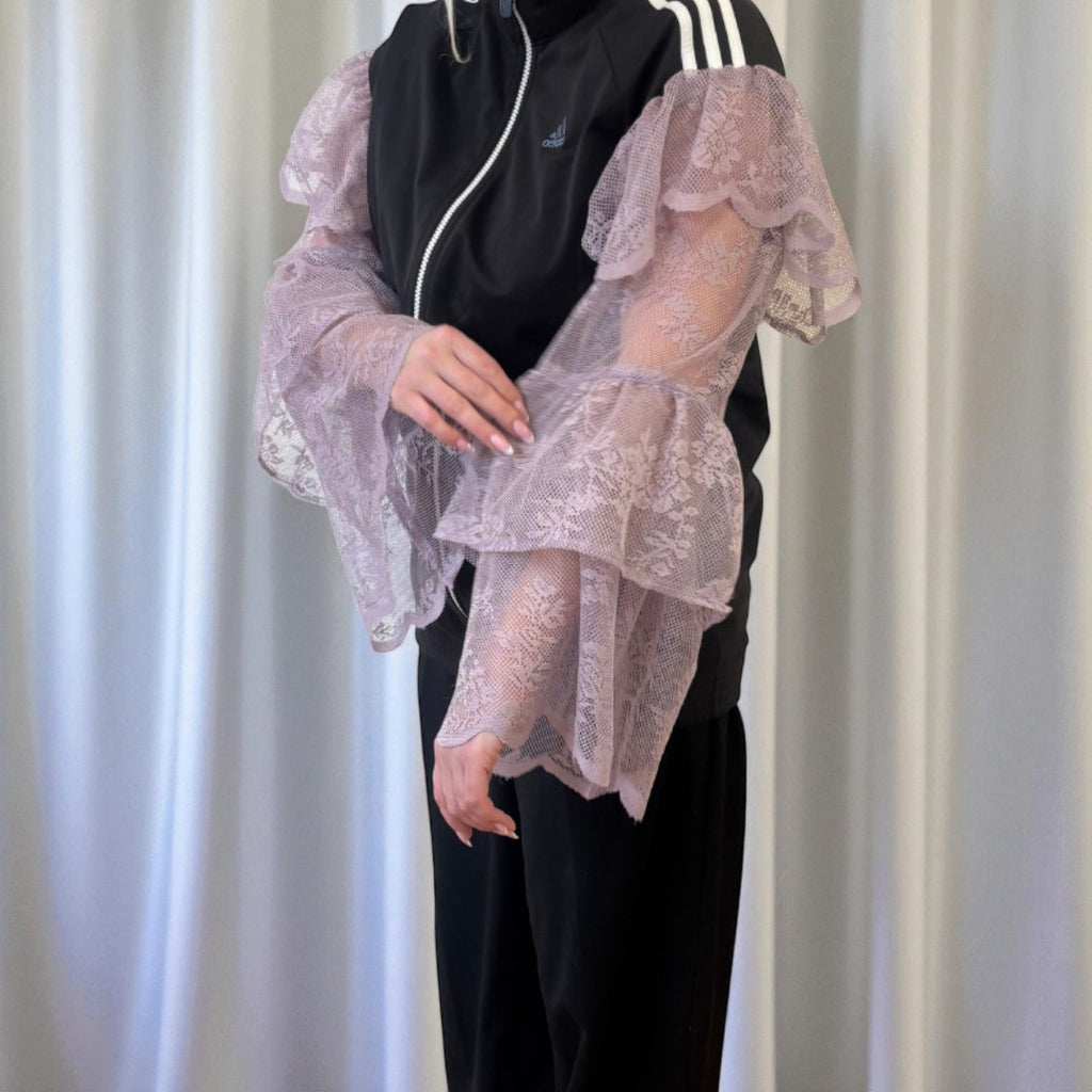 #36 Veste de sur-vêtement Adidas à manches bouffantes