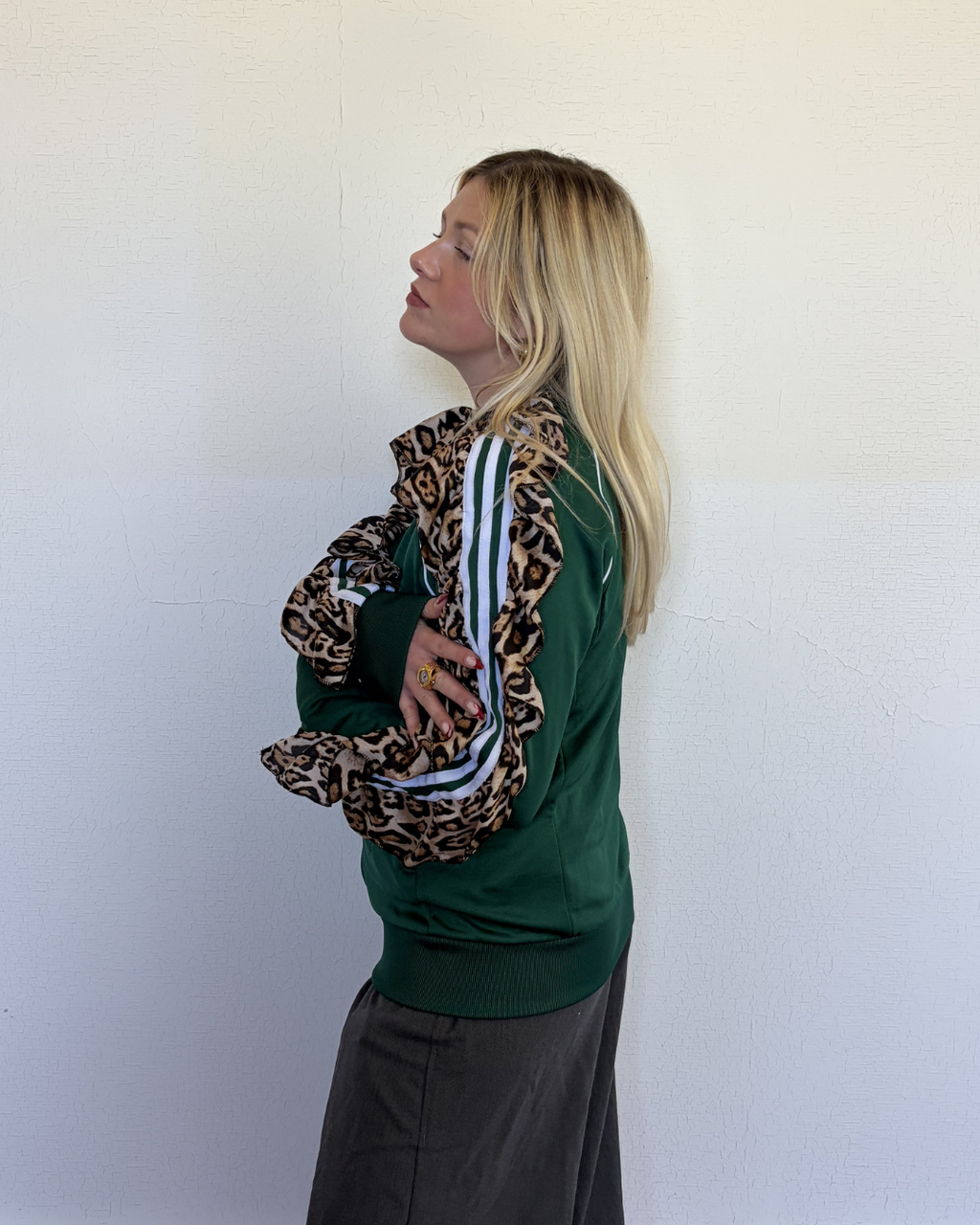 #83 Veste de sur-vêtement froufrous léopard