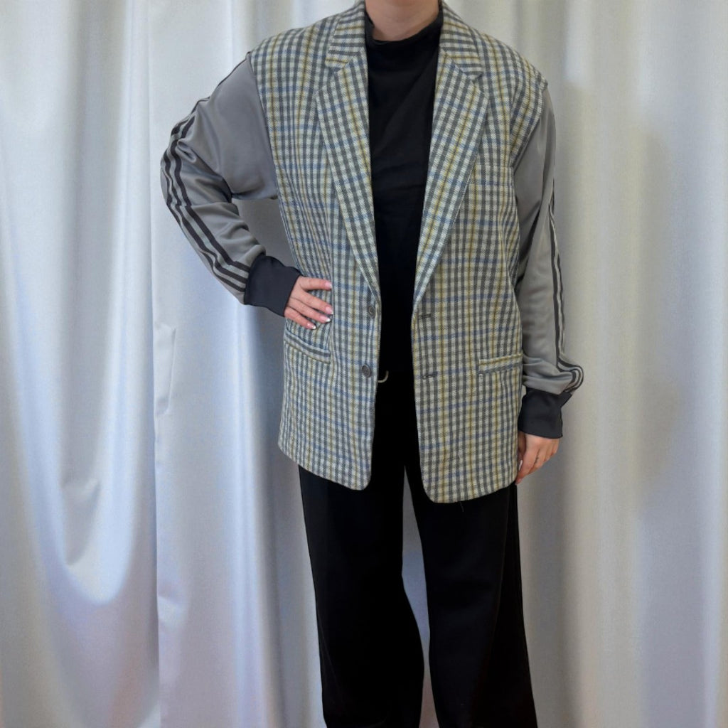 #46 Veste blazer avec manches Adidas