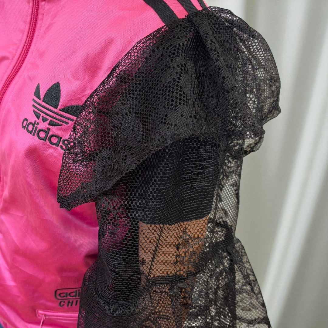 #1 Veste de sur-vêtement Adidas rose à manches bouffantes