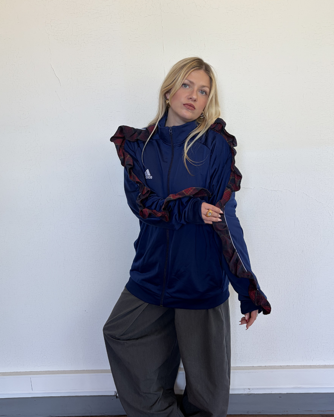 #99 Veste de sur-vêtement froufrous