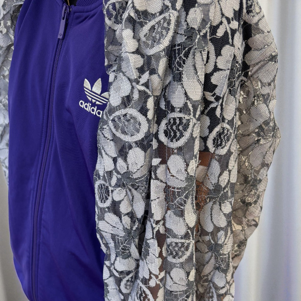 #5 Veste de sur-vêtement Adidas à manches bouffantes