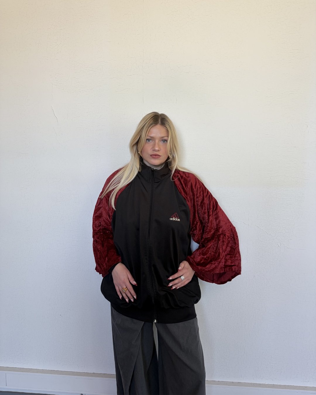 #98 Veste de sur-vêtement Adidas manches velours