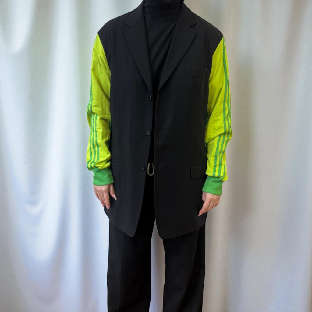 #48 Veste blazer avec manches Adidas
