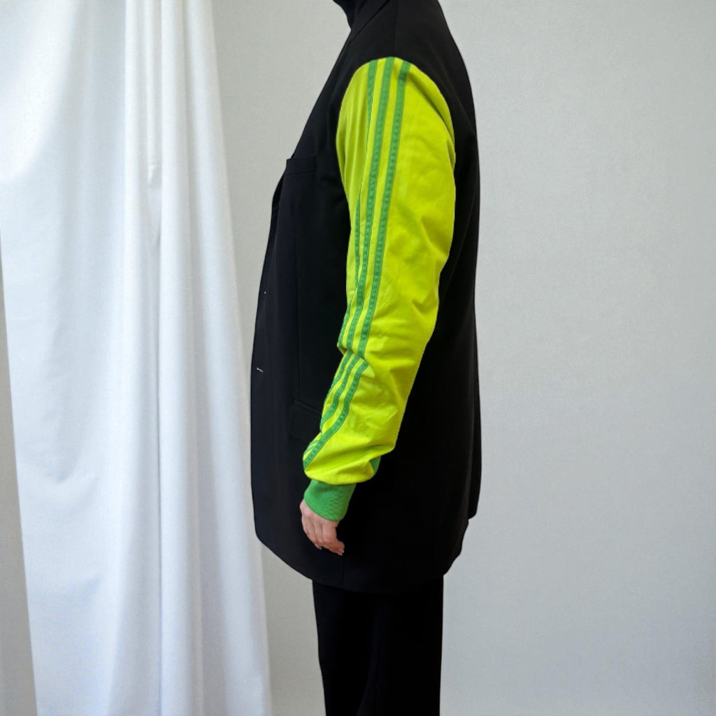 #48 Veste blazer avec manches Adidas