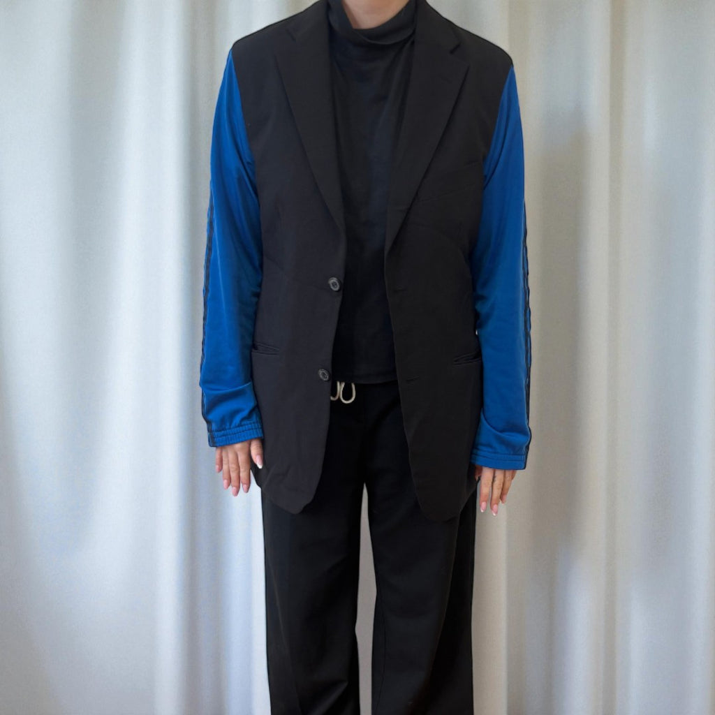#49 Veste blazer avec manches Adidas