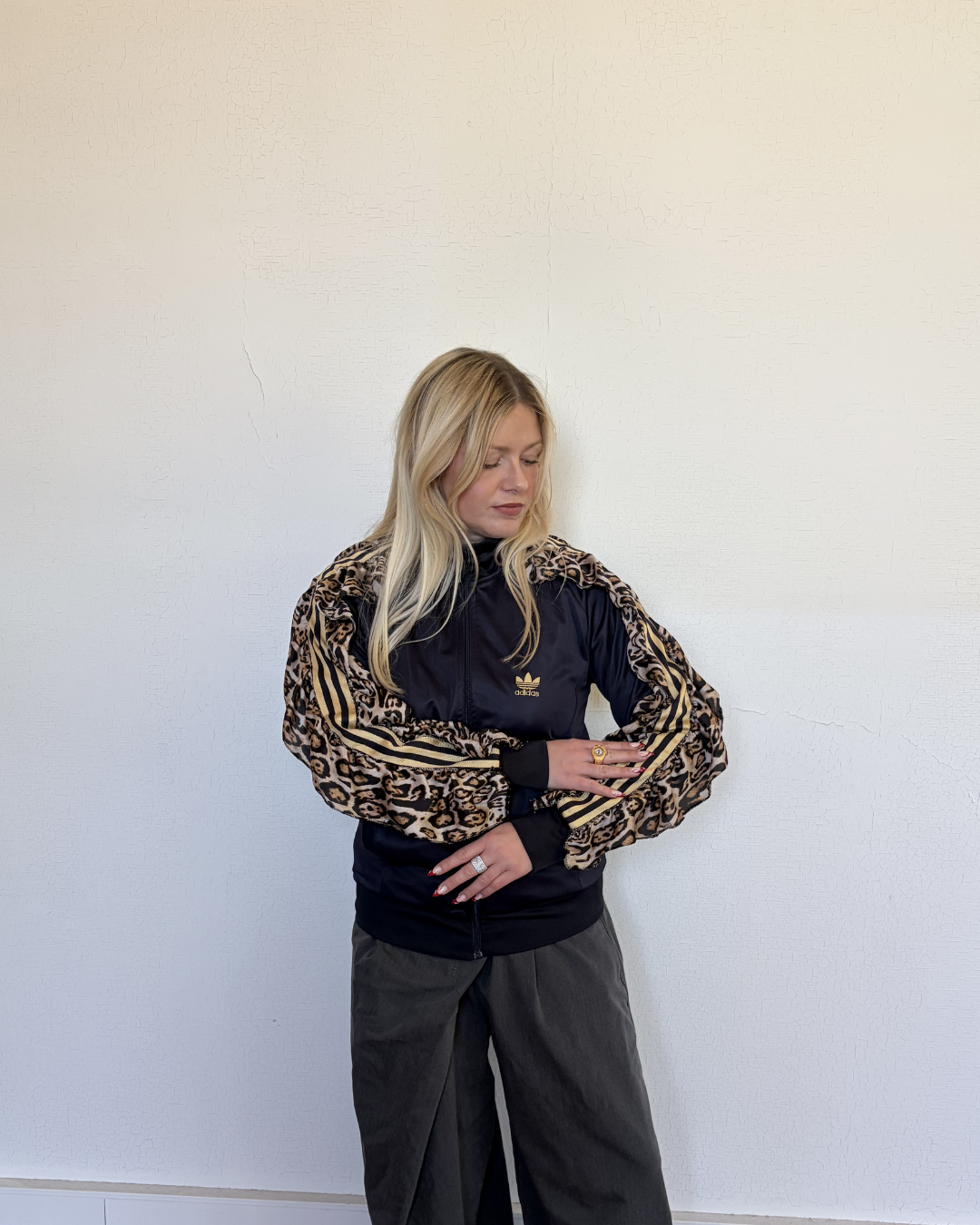 #95 Veste de sur-vêtement froufrous léopard