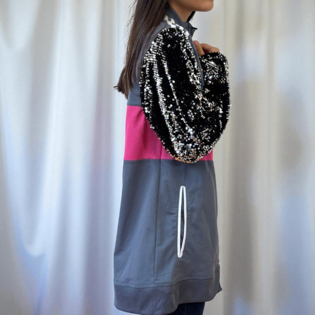 #22 Veste de sur-vêtement Adidas à manches paillettes